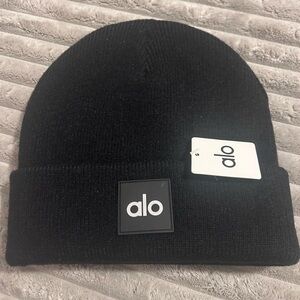 alo yoga Black Beanie
